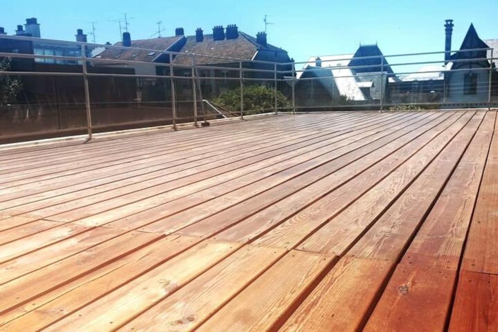 Appartement-Terrasse Parking Prive Meuble De Tourisme 4 Etoiles Belfort Esterno foto