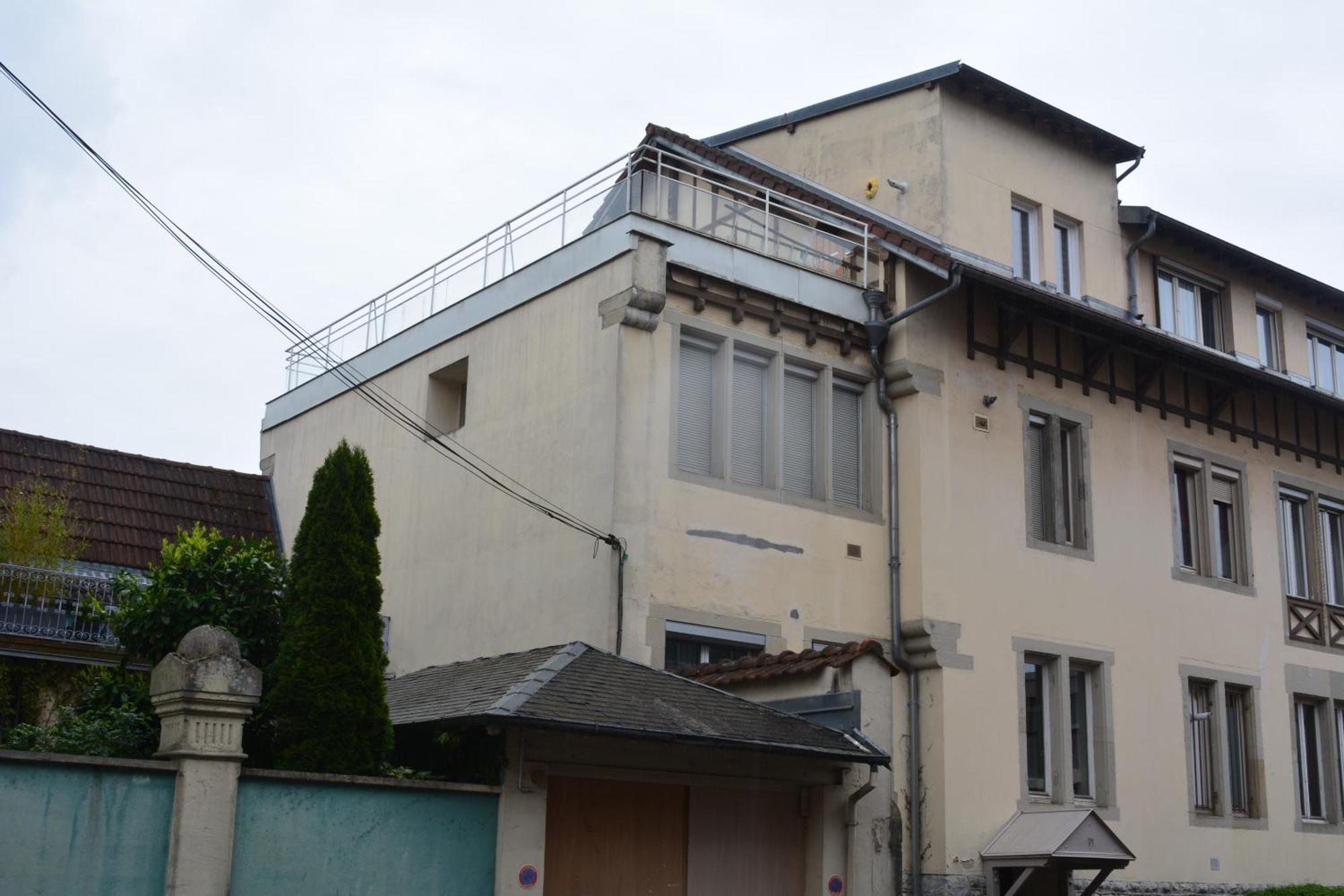 Appartement-Terrasse Parking Prive Meuble De Tourisme 4 Etoiles Belfort Esterno foto
